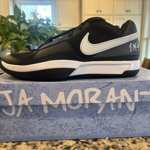 Nike Ja 1 TB, Size 8.5 men’s, 10 Women’s